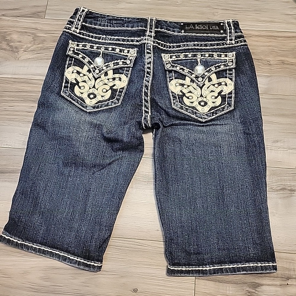 L.A. Idol Jeans Shorts Womens 9‎ 31x12 Blue Denim Embroidered Distressed Jeweled
